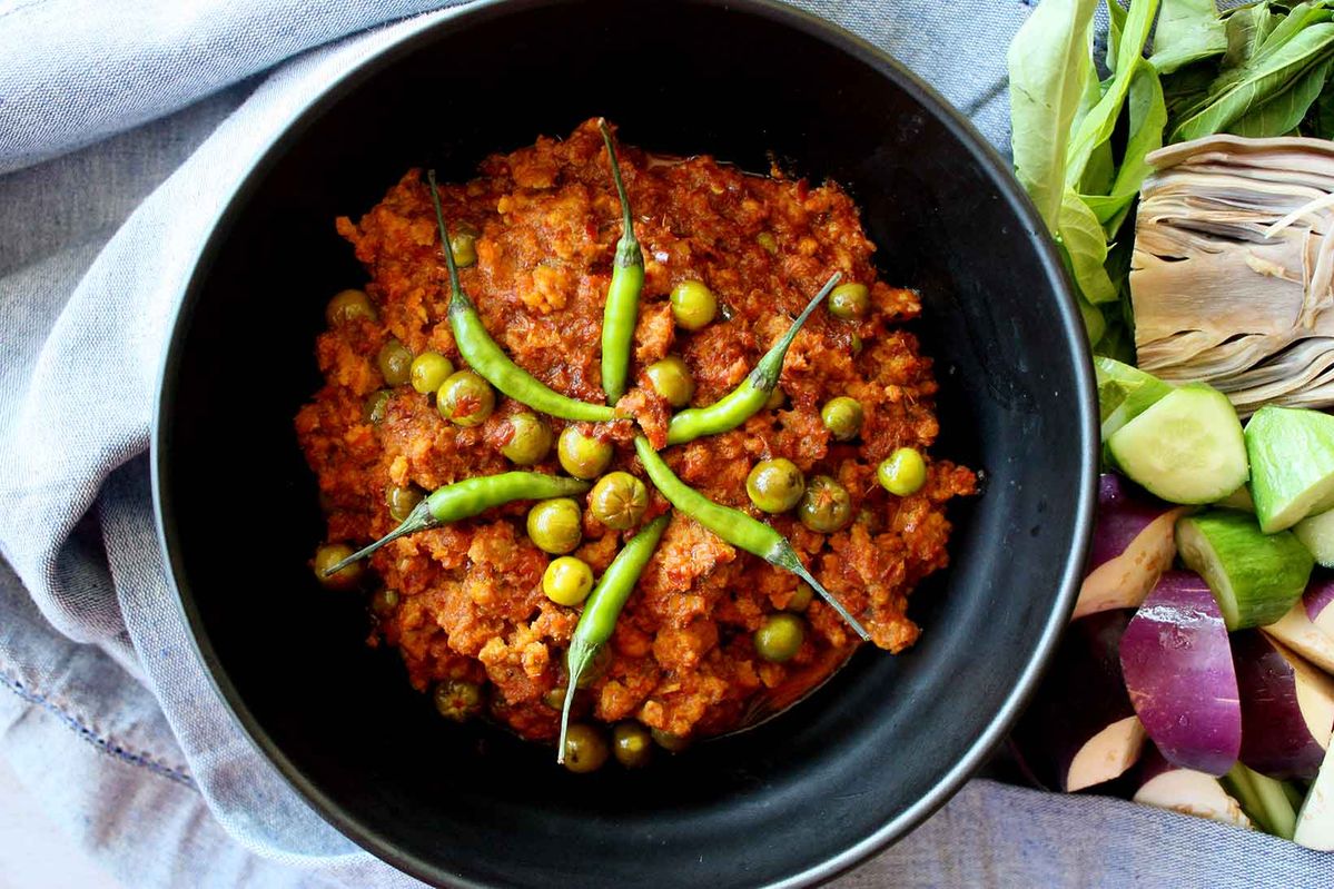 Prahok Ktiss: Resep Sambal Cocol Kamboja